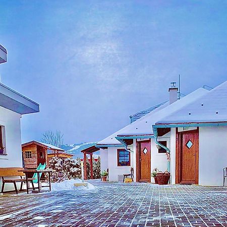 Piemonti Besenova Apartment Bagian luar foto