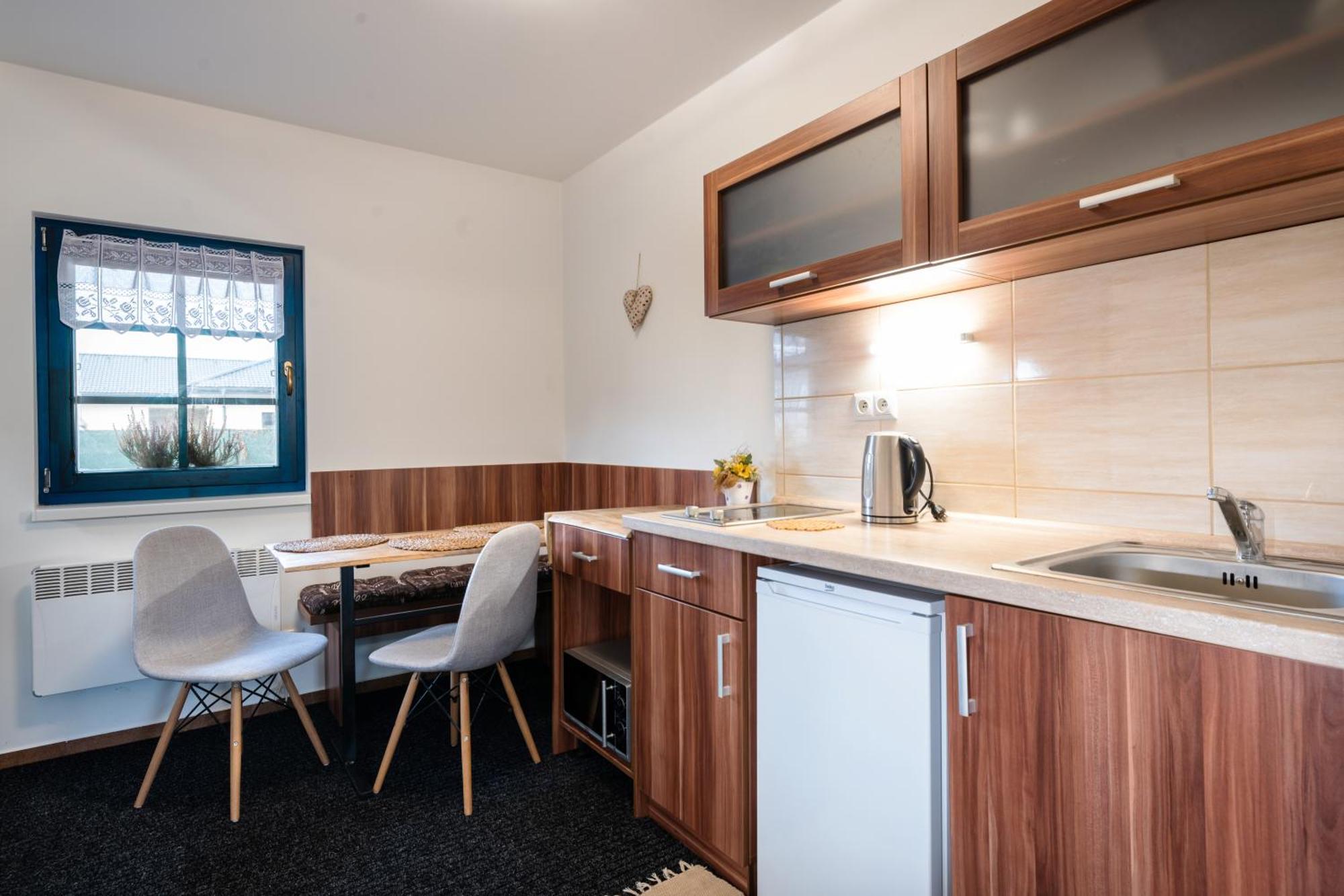 Piemonti Besenova Apartment Bagian luar foto
