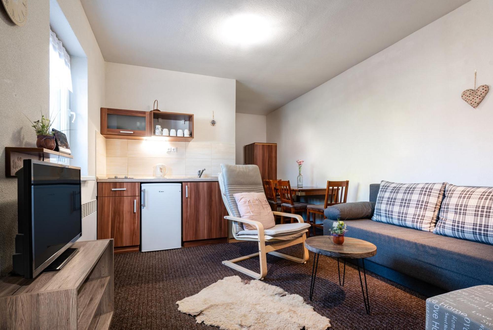 Piemonti Besenova Apartment Bagian luar foto